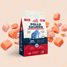 Petfamily Gato Pollo Salmón Gatos 7 kg